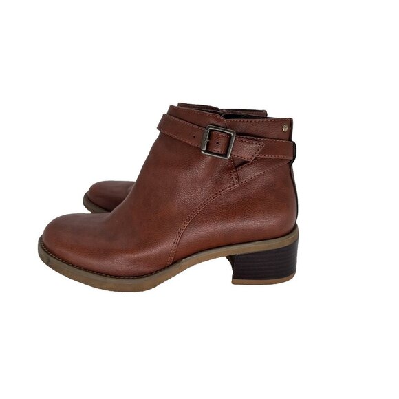 Woman's Rockport Brown leather ankle boots size 6, buckle heel - Picture 2 of 13